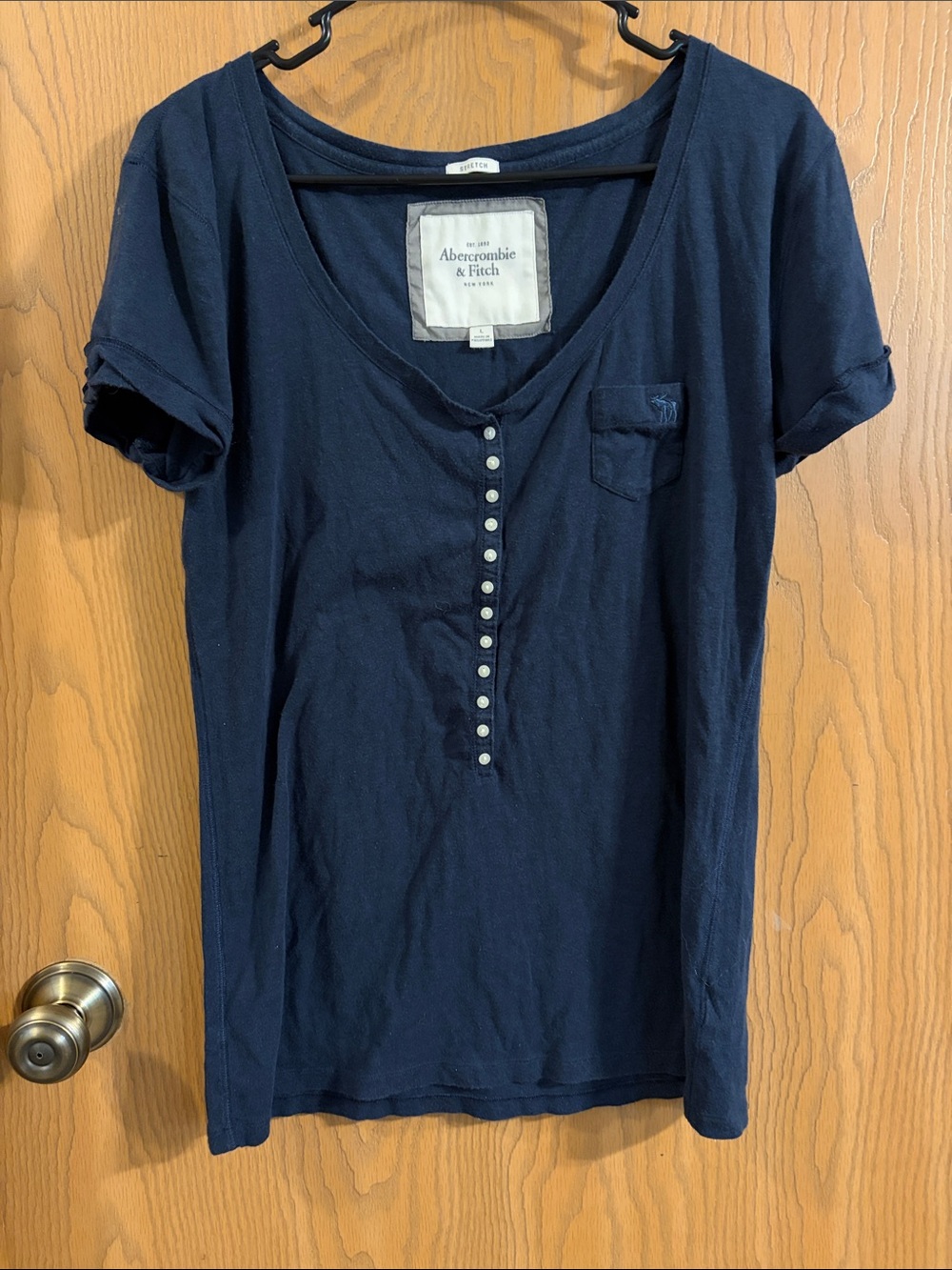 Abercrombie & Fitch Y2K Navy Short-Sleeve Henley Tee with Buttons Large